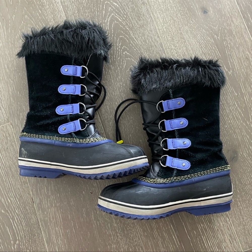 Snow Boots